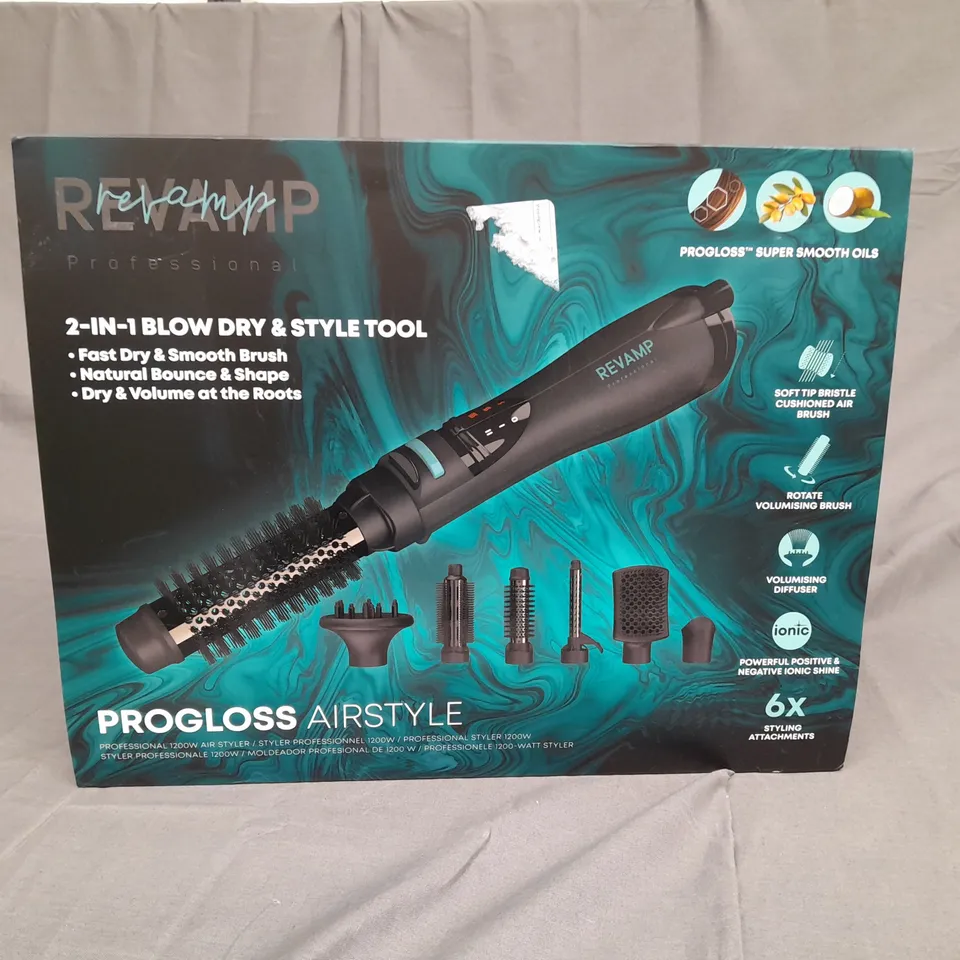 BOXED REVAMP PROGLOSS 2-IN-1 BLOW DRY AND STYLE TOOL