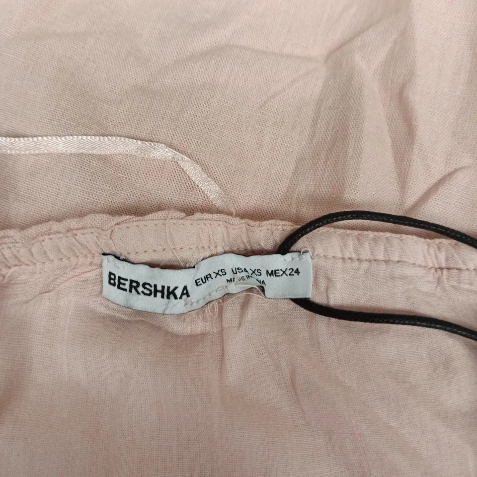 BERSHKA PINK SLEEVELESS HALTER DRESS WITH BUTTON TRIM – XS