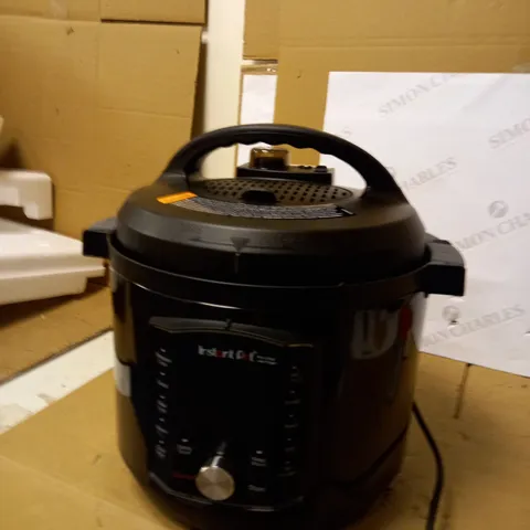 INSTANT POT AIR FRYER