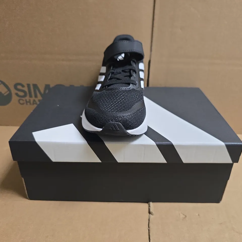BOXED PAIR OF ADIDAS RUNFALCON 5 KID'S TRAINERS IN BLACK/WHITE SIZE