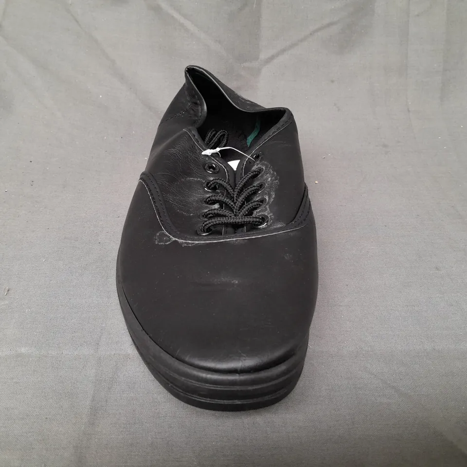BOX OF APPROXIMATELY 10 PAIRS OF GEORGE LACE UP SHOES IN BLACK - VARIOUS SIZES