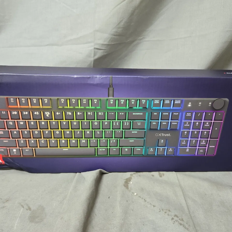 GXTRUST PREMIUM FULL-SIZE MECHANICAL GAMING KEYBOARD WITH RGB ILLUMINATION
