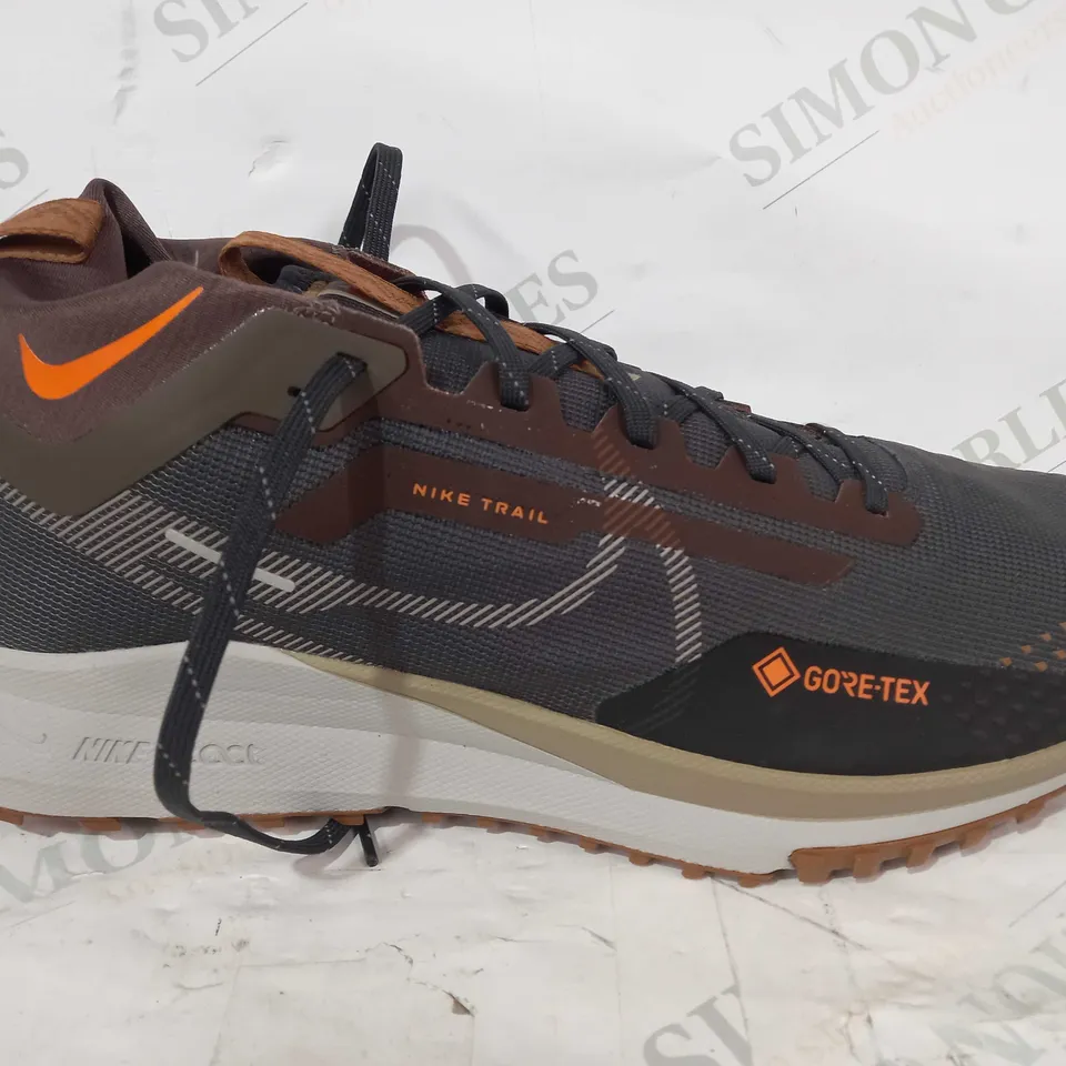 BOXED PAIR OF NIKE TRAIL REACT SHOES IN DARK GREY/BROWN/ORANGE UK SIZE 11.5