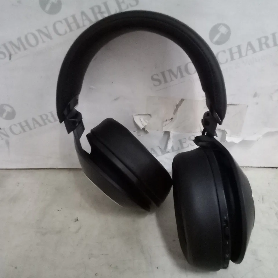 BOXED TECHNICS F70 NOISE CANCELLING & WIRELESS HEADPHONES 