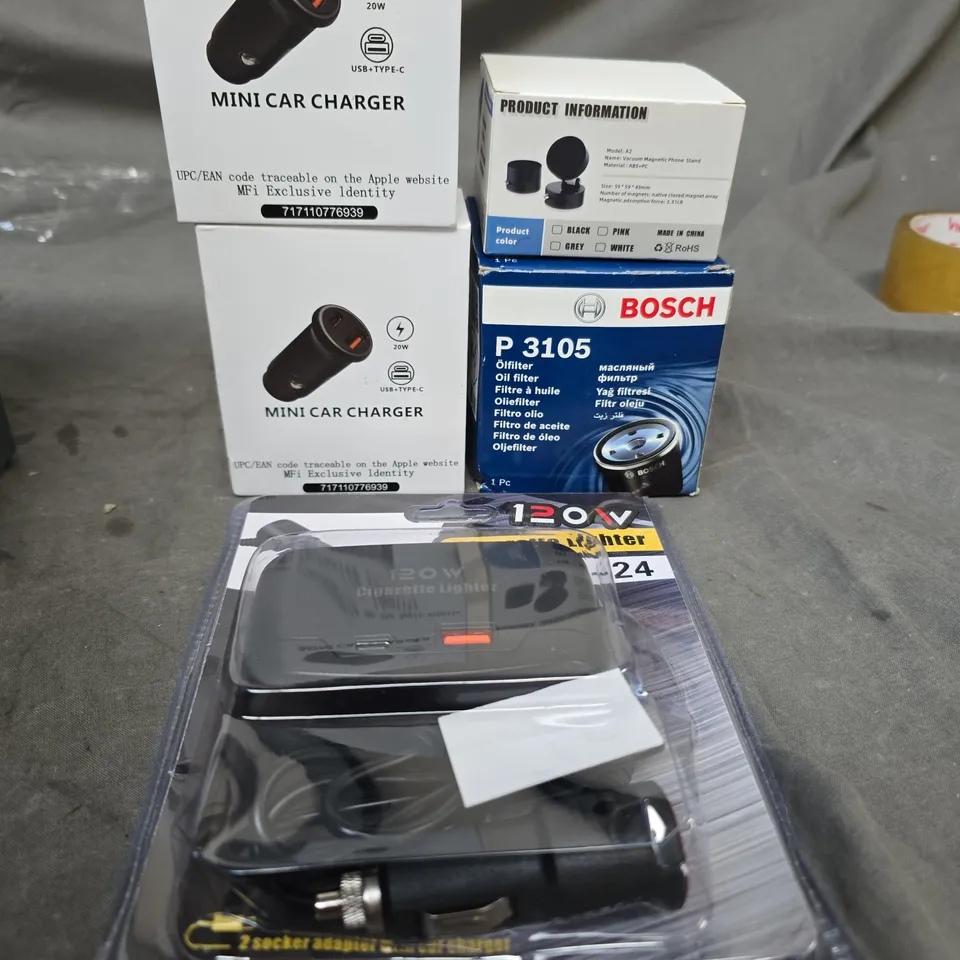 BOX OF ASSORTED CAR ITEMS TO INCLUDE - MINI CAR CHARGER - BOSCH OIL FILTER - SOCKETS 