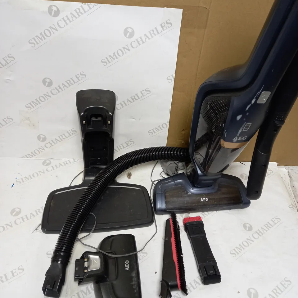 AEG CX7-2-I360 CORDLESS 2-IN-1 STICK VACUUM CLEANER