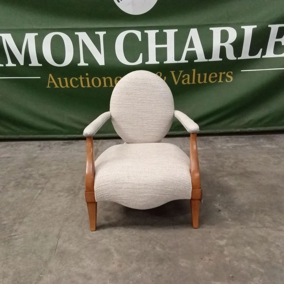 QUALITY HIGH-END DESIGNER FABRIC ACCENT CHAIR