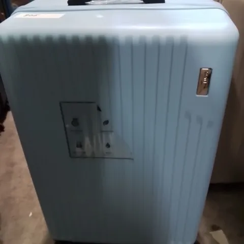 LUGG TRAVEL SUITCASE LIGHT BLUE