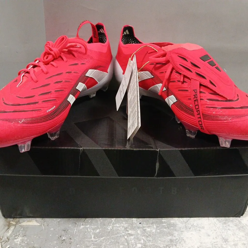 BOXED PAIR OF ADIDAS PREDATOR ELITE FOOTBALL BOOTS IN RED/WHITE SIZE UK 9