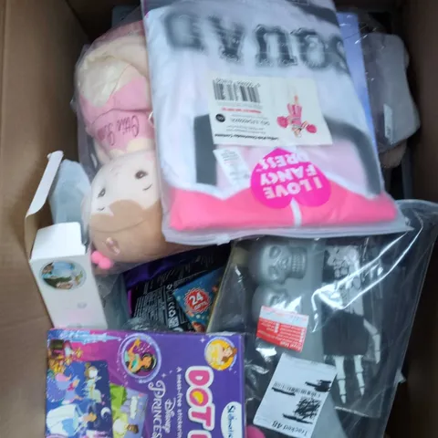 LARGE QUANTITY OF ASSORTED TOYS AND GAMES TO INCLUDE - TEDDIES, FANCY DRESS AND DISNEY PRINCESS