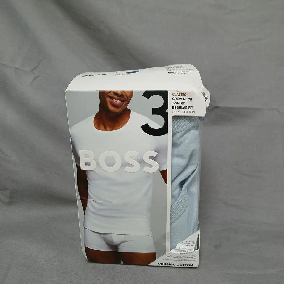 HUGO BOSS WHITE ORGANIC COTTON CREW NECK T-SHIRT – REGULAR FIT (BOXED)