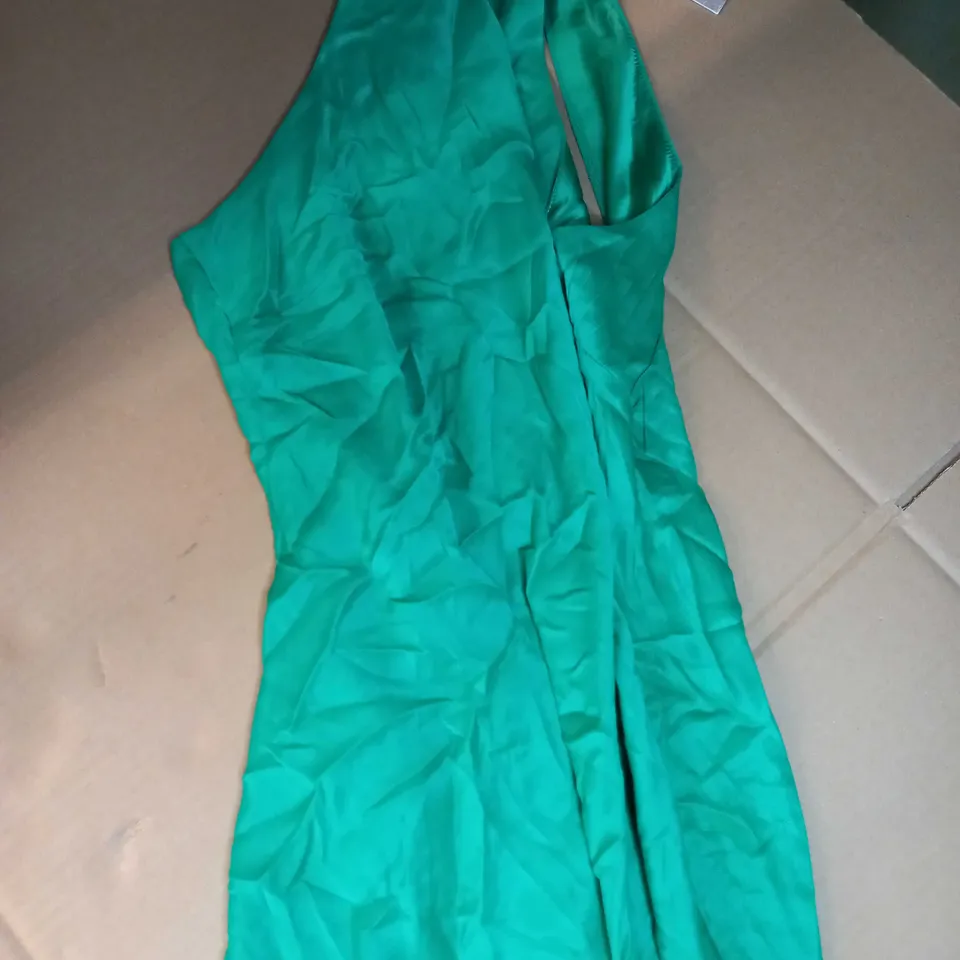MESHKI GREEN SATIN DRAPE BACK MAXI DRESS - MEDIUM