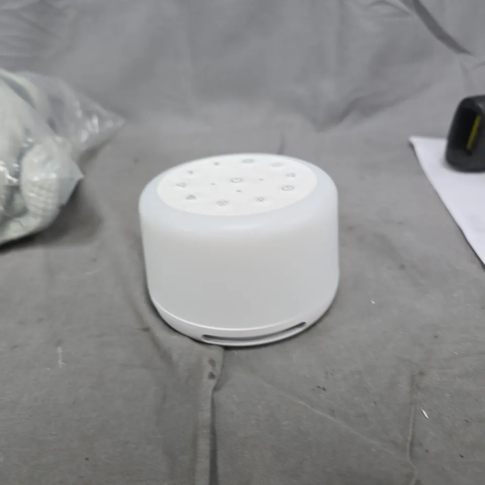 BOX OF APPROXIMATELY 25 HOUSEHOLD ITEMS TO INCLUDE: HOMEDICS SPEAKER, AQUA FACIAL DEVICE AND WAFFLE PYJAMAS