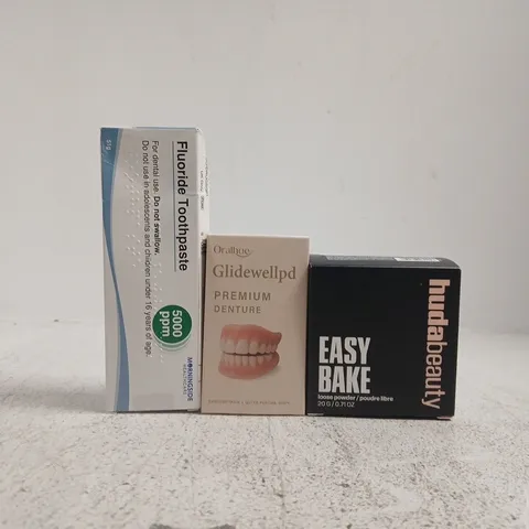 APPROXIMATELY 10 ASSORTED COSMETIC ITEMS INCLUDING VARIOUS MAKES AND BRANDS - COLLECTION ONLY