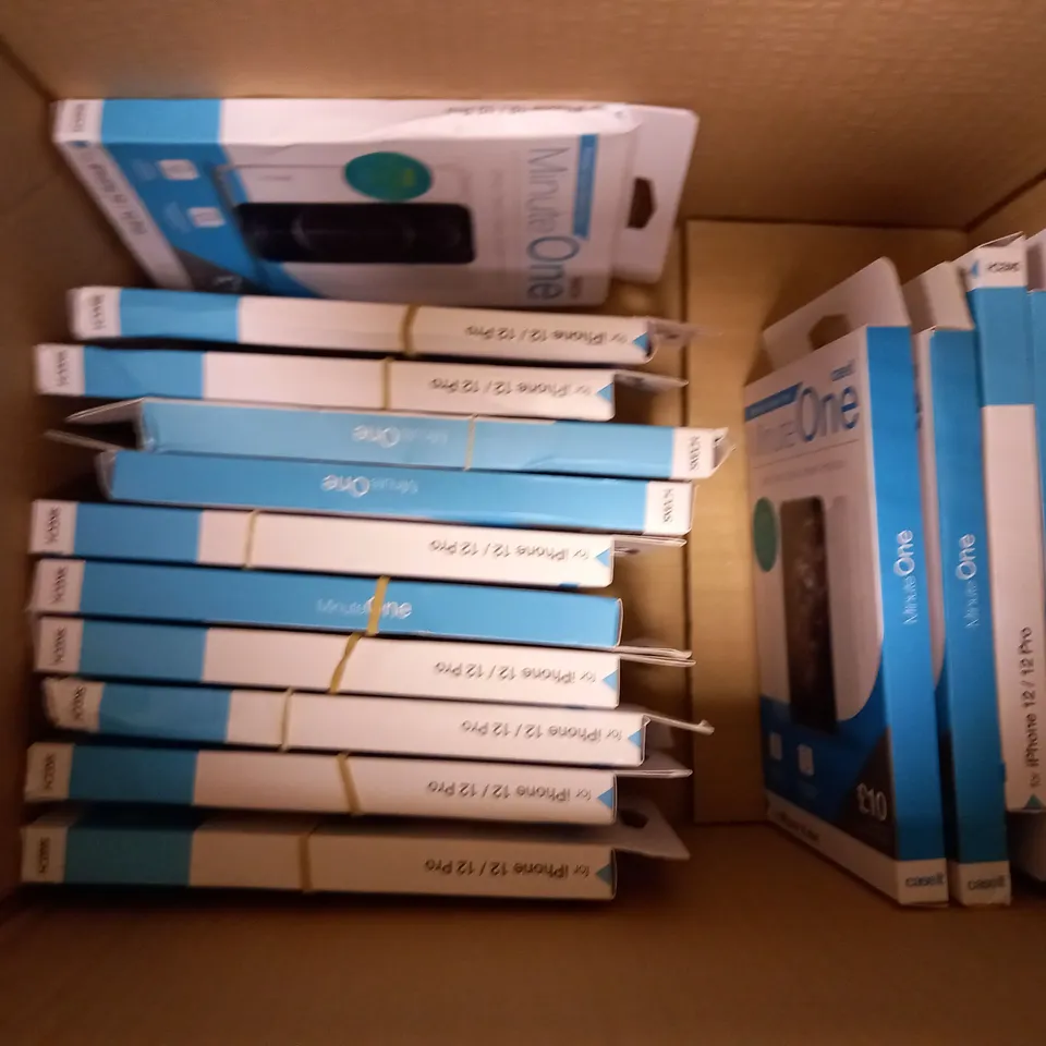 LOT OF APPROXIMATELY 20 PHONE CASES FOR ASSORTED PHONES