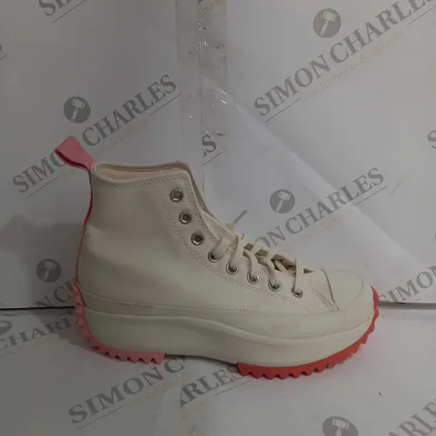CONVERSE CHUCK TAYLOR ATHLETIC SHOES - UK 6