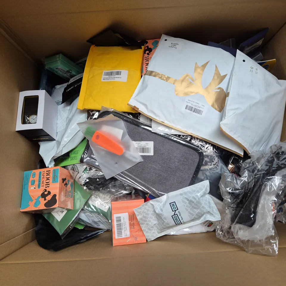 LARGE BOX OF ASSORTED ITEMS TO INCLUDE SOCKS, BOOB TAPE AND TOILETRY BAG - COLLECTION ONLY 