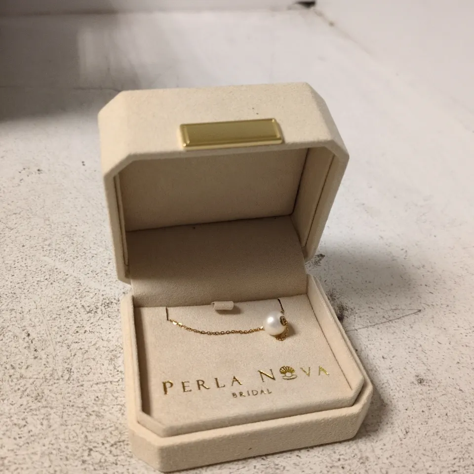 PERLA NOVA BRIDAL PEARL NECKLACE