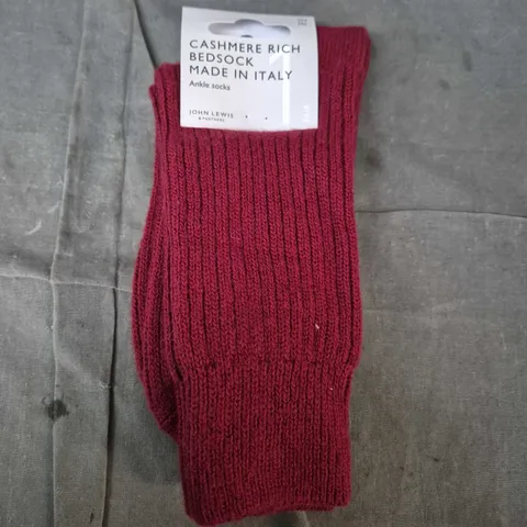 JOHN LEWIS CASHMERE RICH BEDSOCKS IN RED - M/L