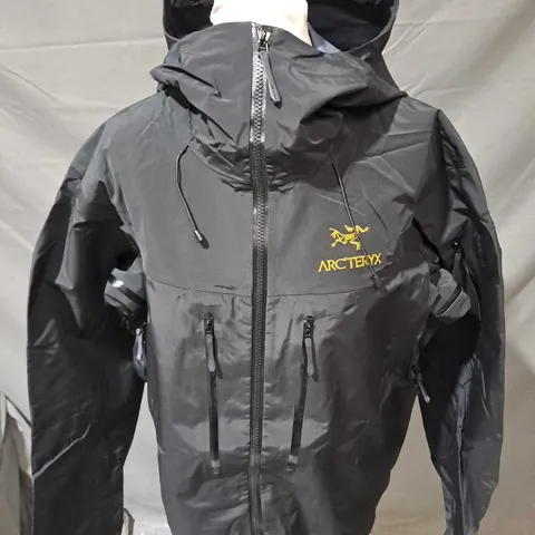 ARC'TERYX SQUAMISH HOODY SIZE M