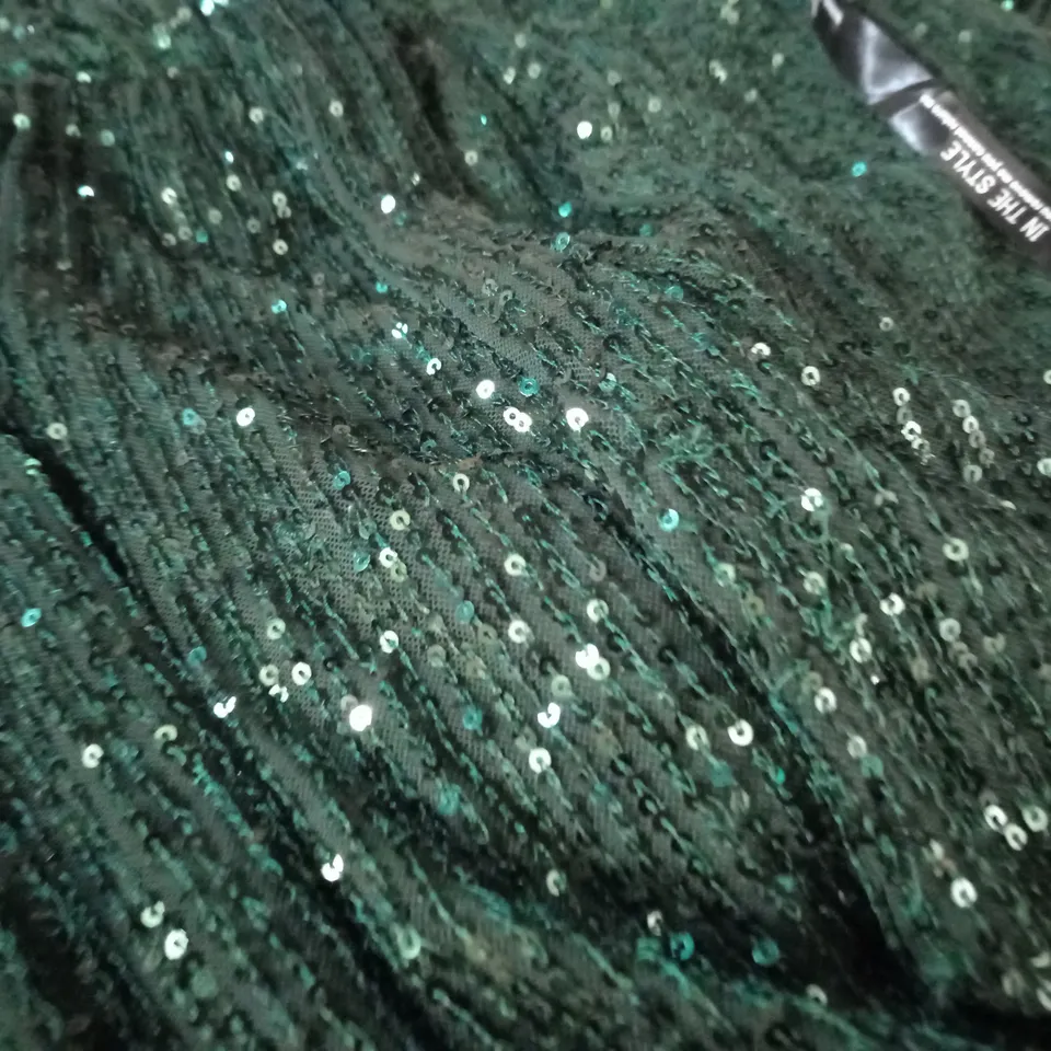 IN THE STYLE GEORGIA GREEN SEQUIN BALL BALLOON SLEEVE SKATER MINI DRESS - UK 14