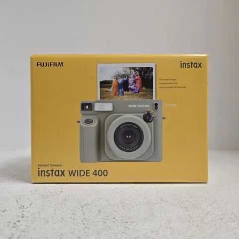 FUJIFILM INSTAX WIDE 400 INSTANT CAMERA – BOXED