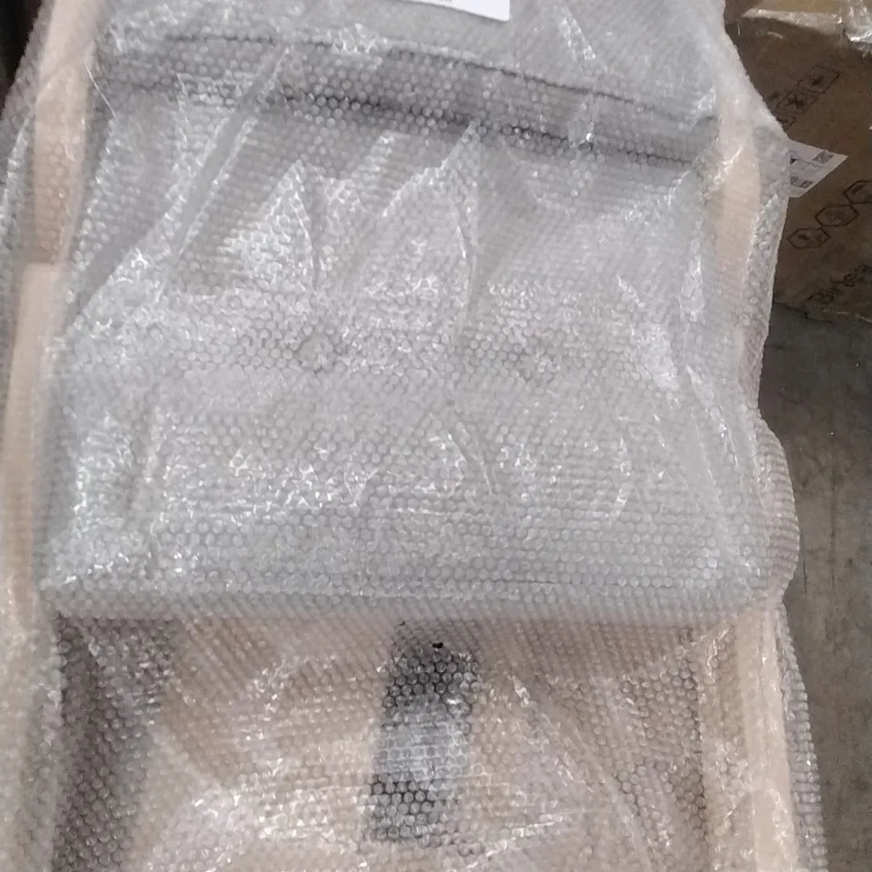 BOXED FOLDING CHAIR WITH CUSHION 2PCS 