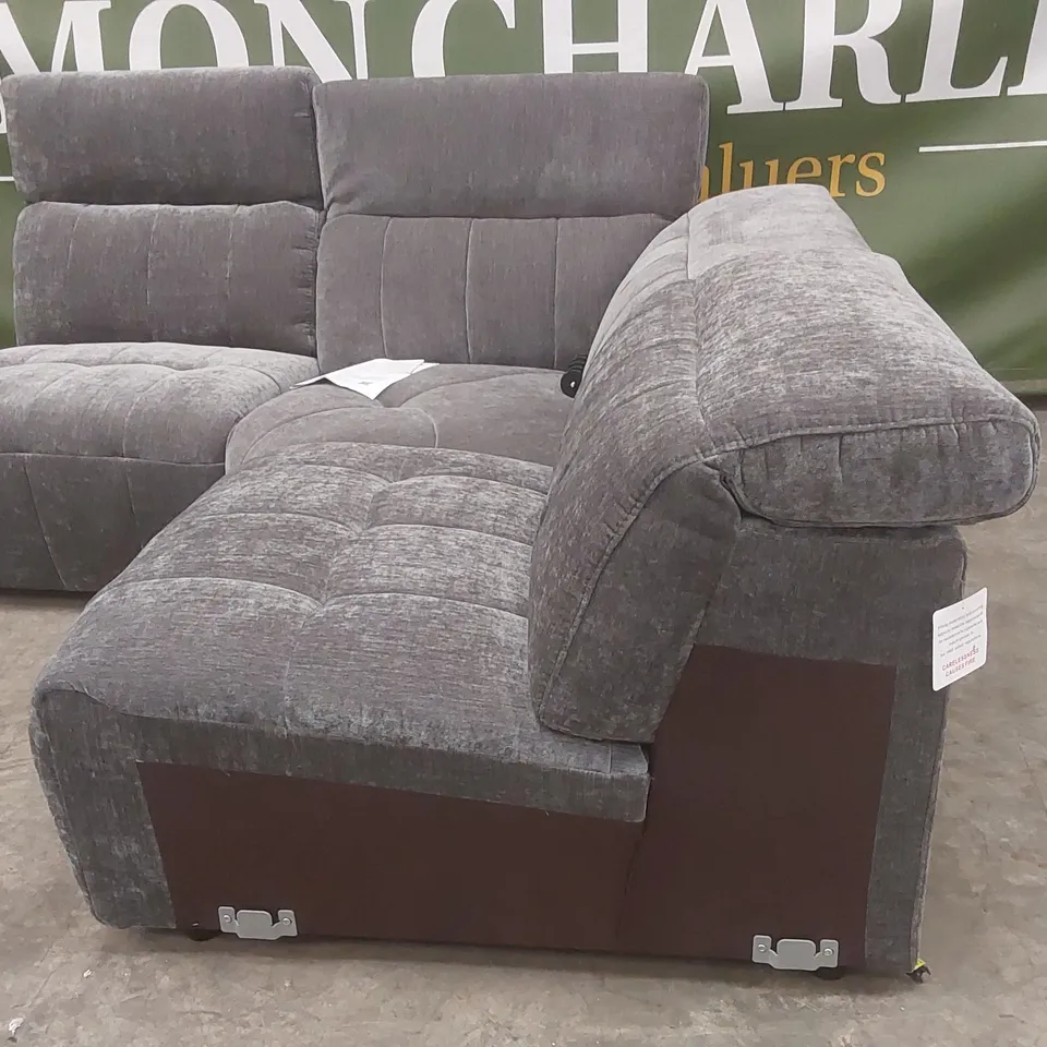 INCOMPLETE DANETTI SKYE UPHOLSTERED CORNER SOFA