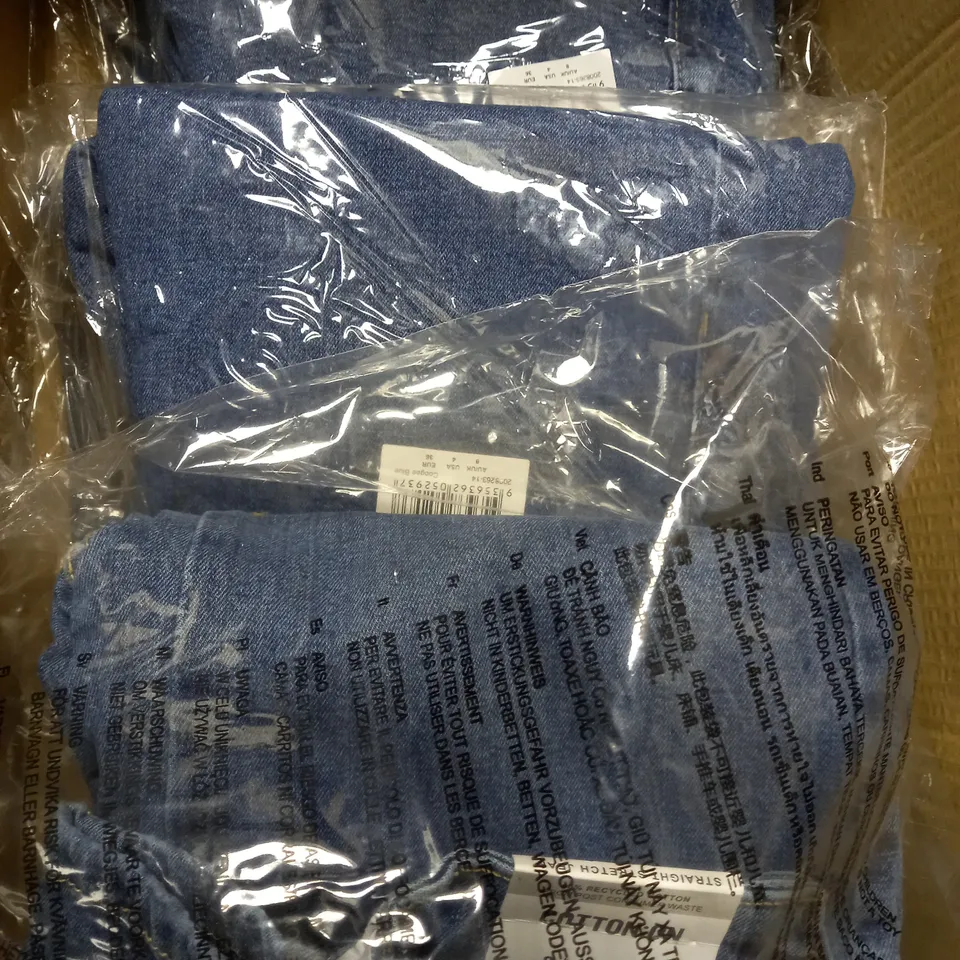 BOX OF APPROX 5 BRAND NEW COTTON:ON STRAIGHT STRETCH JEANS - COOGEE BLUE SIZE AUS 8