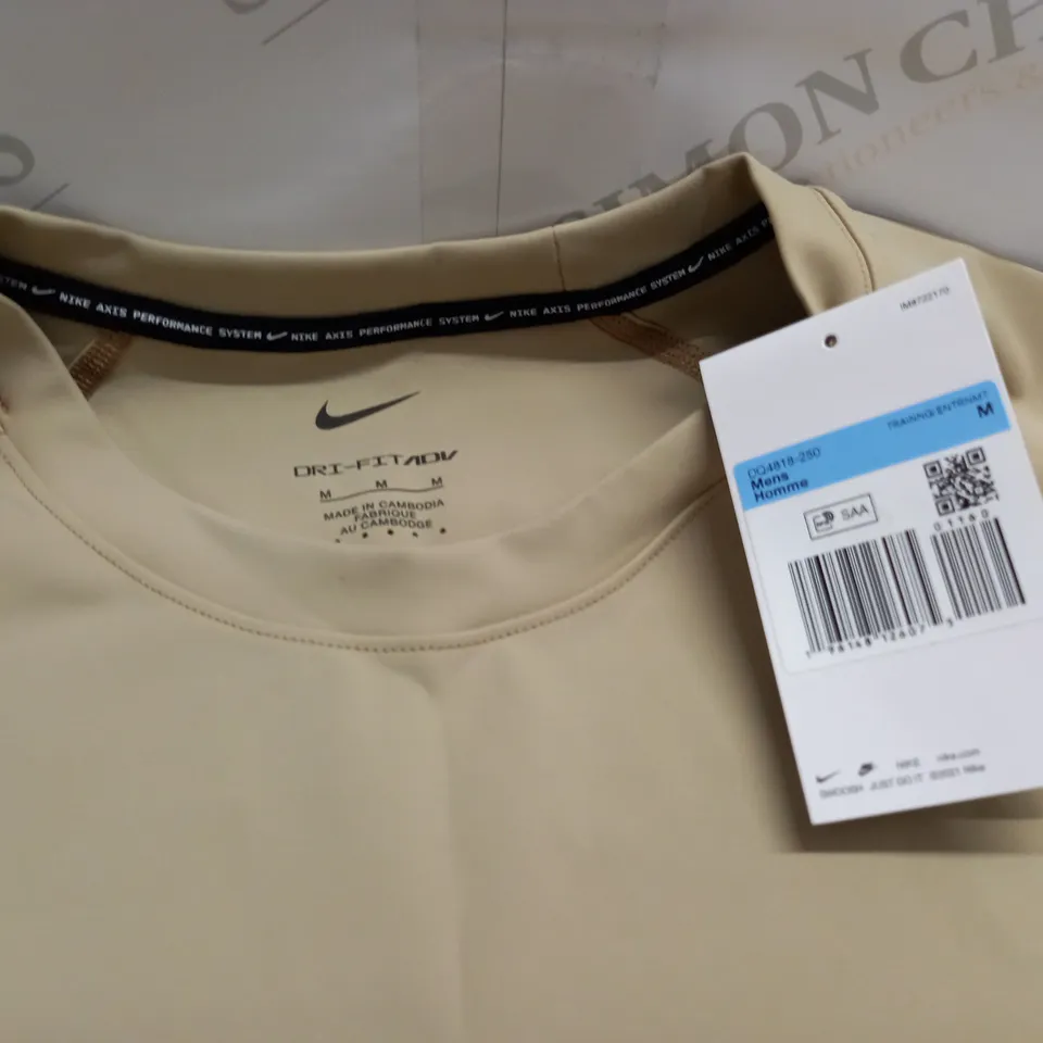 NIKE DRI-FIT ADVANCED MENS T-SHIRT - M