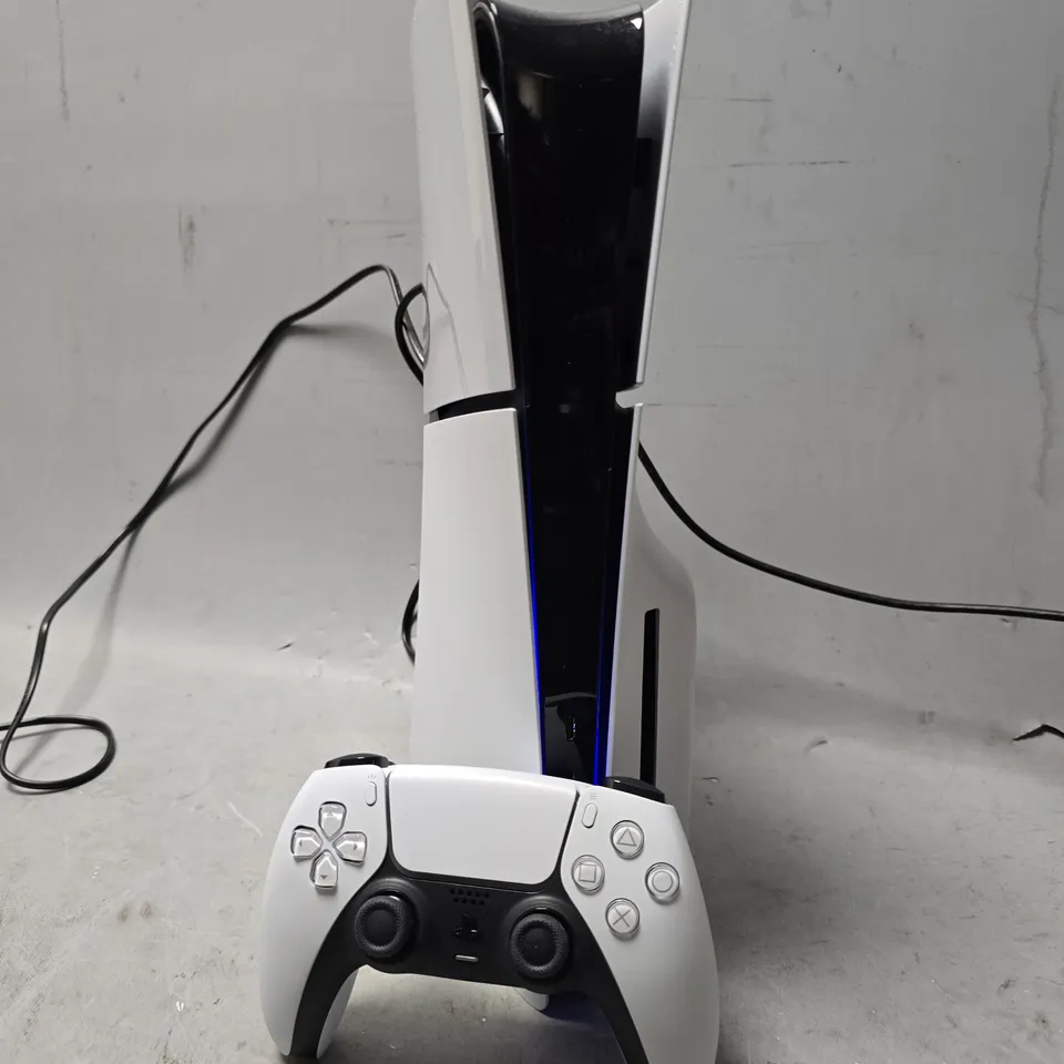 BOXED SONY PLAYSTATION 5 WITH DISC TRAY