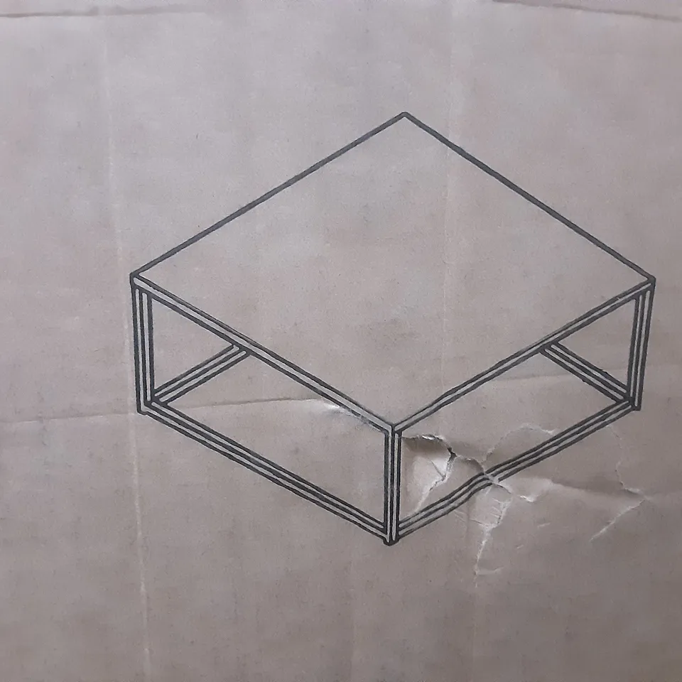 BOXED SCALA MARBLE AND GOLD DINING TABLE