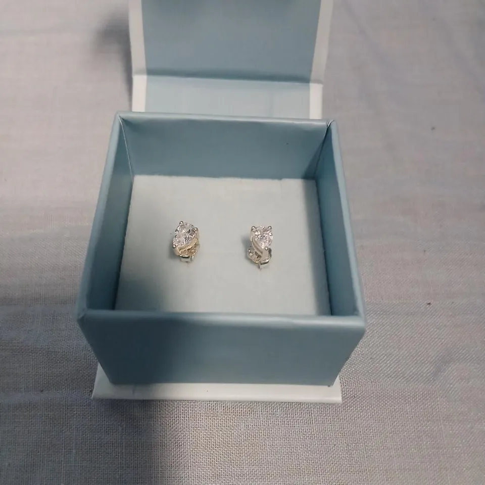 THEO GLACE STUD EARRINGS WITH CLEAR STONES