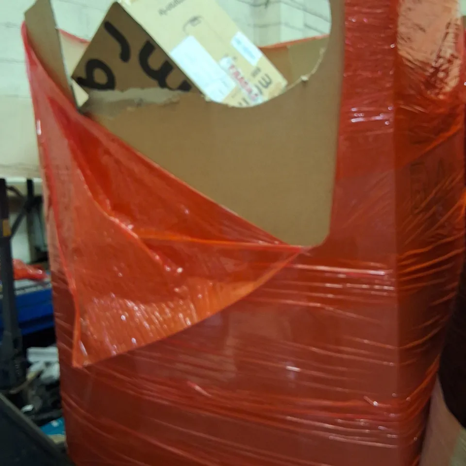 PALLET OF ASSORTED HOUSEHOLD ITEMS AND PRODUCTS TO INCLUDE;TRASH CAN,AIR COOLER,PHOTO FRAME