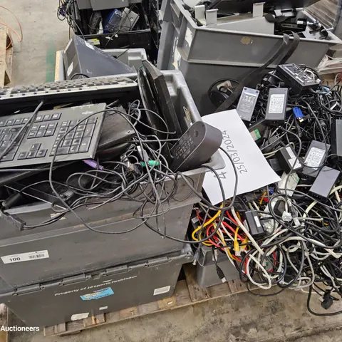 PALLET OF ASSORTED IT EQUIPMENT INCLUDING CABLES, POWER LEADS, KEYBOARDS.