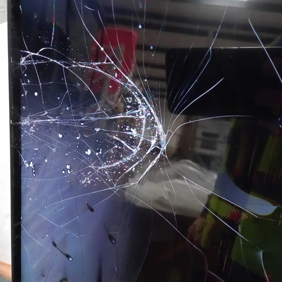 HISENSE 50E7HQTUK 50" SMART 4K ULTRA HD HDR QLED TV WITH AMAZON ALEXA - COLLECTION ONLY