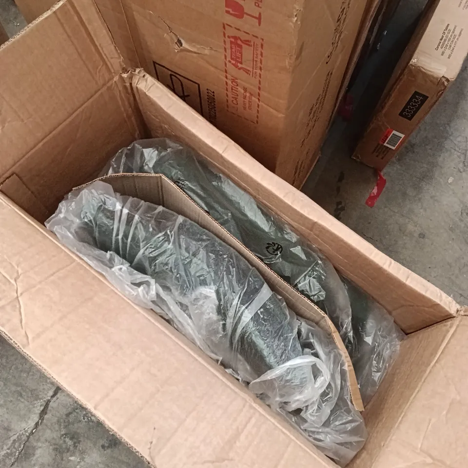 BOXED URBAN MEUBLE DINING CHAIR - GREEN (1 BOX)