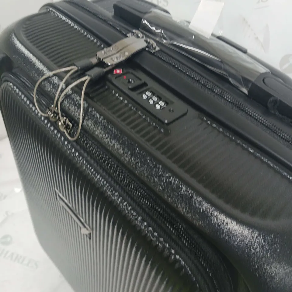 AUSTIN 8 WHEEL HARDSHELL SMALL SUITCASE  RRP £20