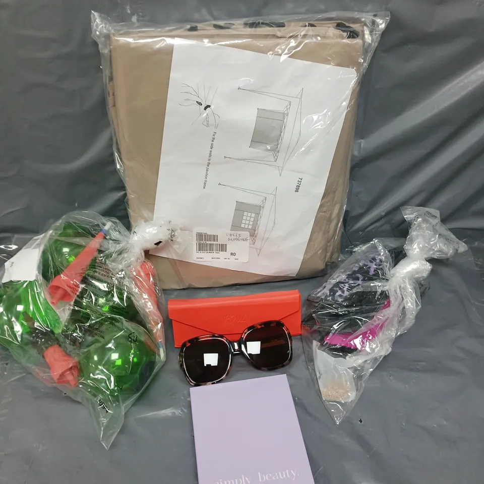 APPROXIMATELY 10 ASSORTED HOUSEHOLD PRODUCTS TO INCLUDE WATERING GLOBE, SUNGLASSES, MAKE UP MIRROR ETC