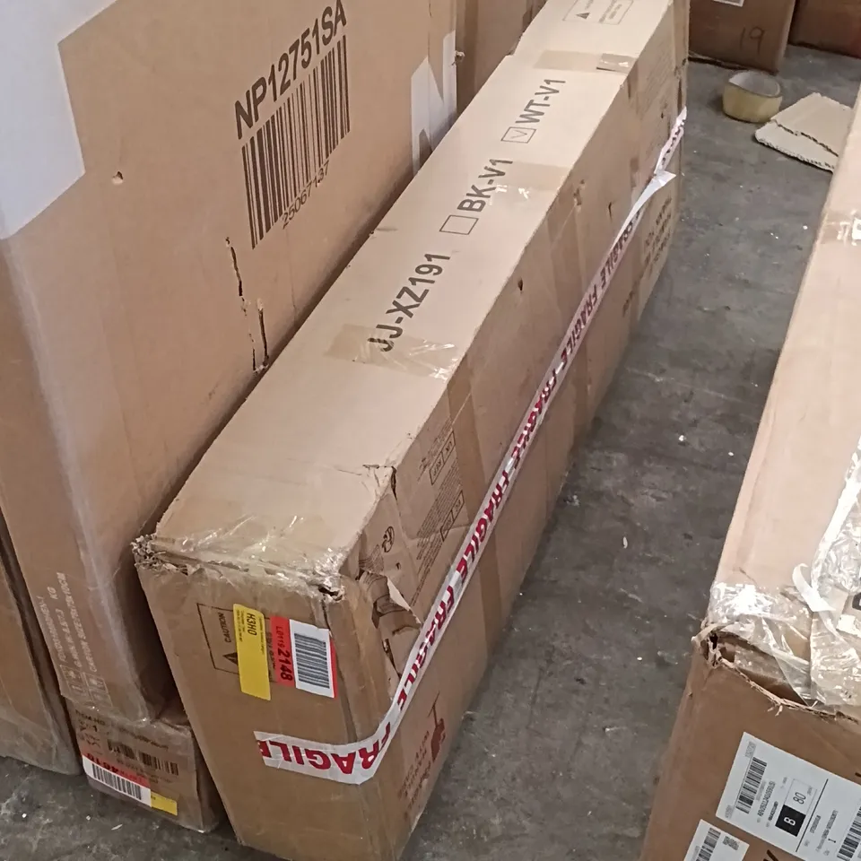 BOXED FATIVO TABLETOP - GOLD/GLASS (1 BOX)