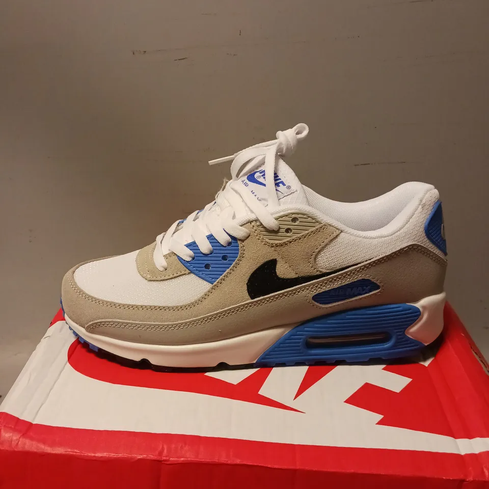 BOXED PAIR OF NIKE AIR MAX 90'S MEN'S SHOES, WHITE/ SKY BLUE - UK SIZE 9