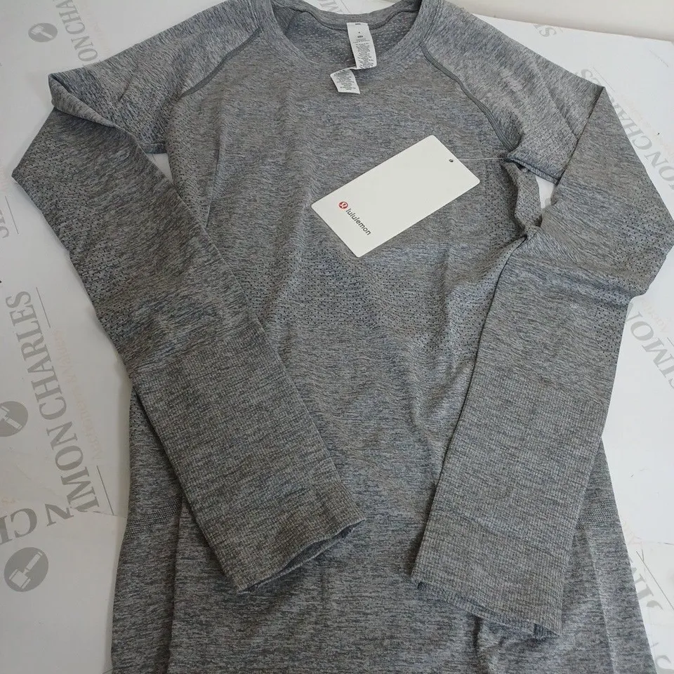 LULUMELON GREY LONG SLEEVE GYM TOP SIZE 4 