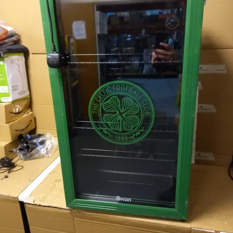 OFFICIAL CELTIC FOOTBALL CLUB GLASS FRONTED UNDER COUNTER FRIDGE, GREEN, 85W, 80L CAPACITY SR12030CELN (COLLECTION ONLY)