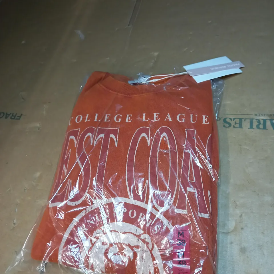 PULL AND BEAR LOGO JUMPER SIZE M