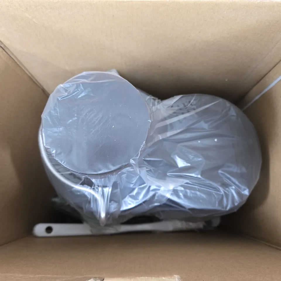 BOXED JUICE EXTRACTOR