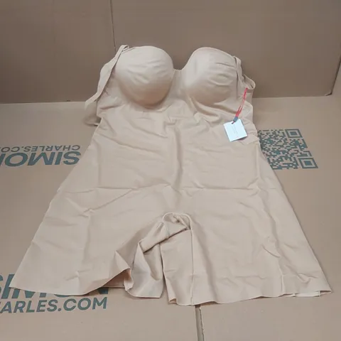 BOX CONTAINING APPROXIMATELY 8x BRAND NEW MAGISCULPT ALMOND BODYSUITS - SIZE 40DD