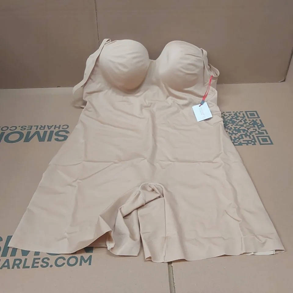 BOX CONTAINING APPROXIMATELY 8x BRAND NEW MAGISCULPT ALMOND BODYSUITS - SIZE 40DD