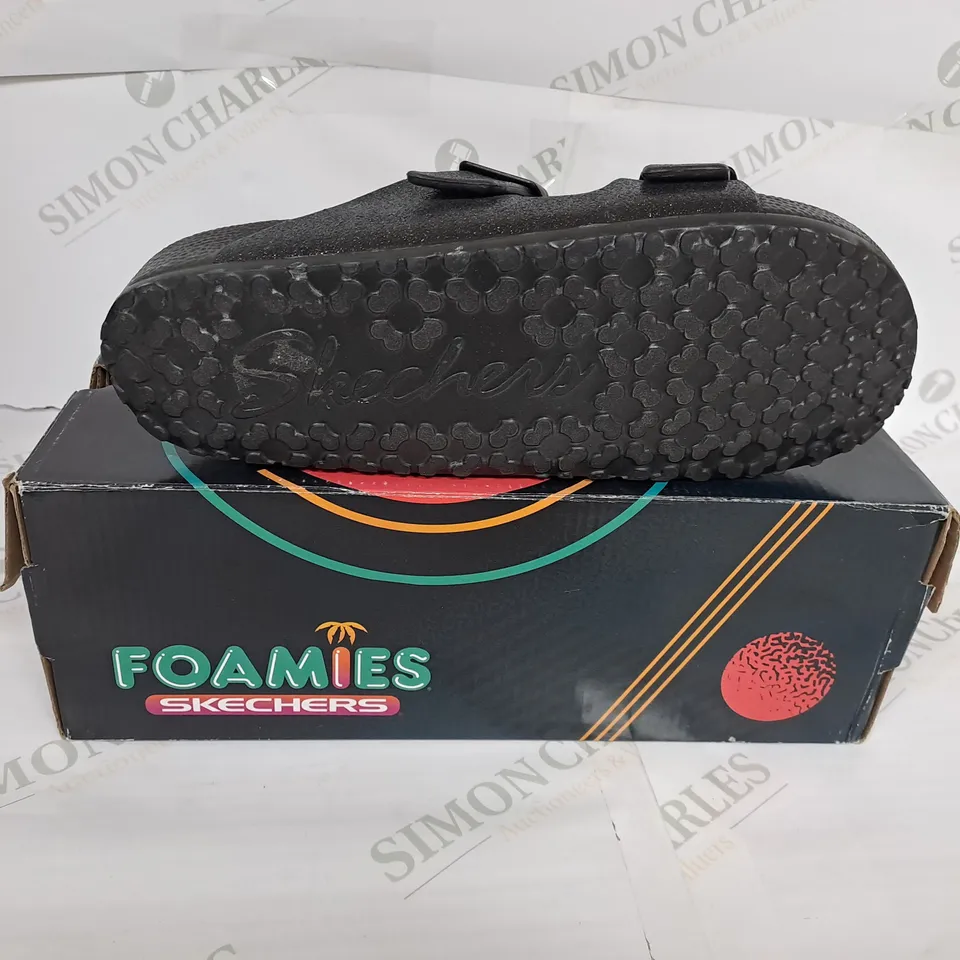 BOXED SKECHERS FOAMIES SANDALS SIZE 6