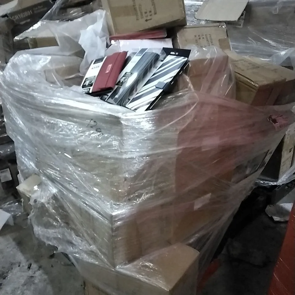 PALLET OF ASSORTED TABLET CASES