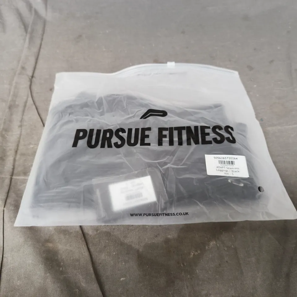 PURSUE FITNESS ADAPT SEAMLESS LEGGINGS – BLACK - SIZE S